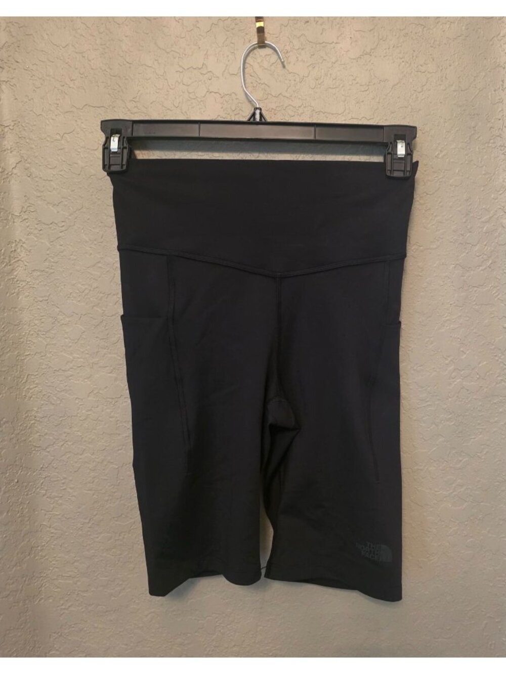 The North Face Ladies Black Performance Bike Shorts size M - EUC